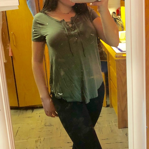 Hollister short sleeve blouse - Picture 2 of 5